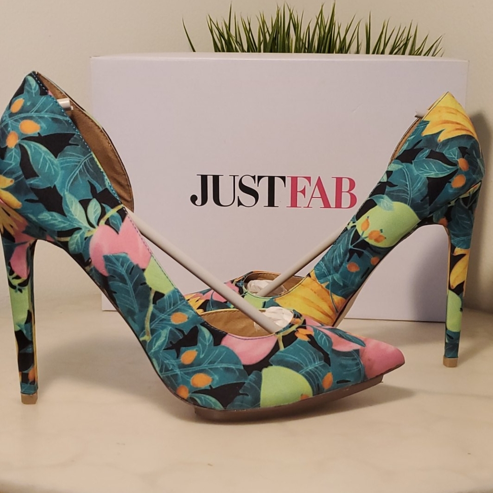 JustFab Pumps